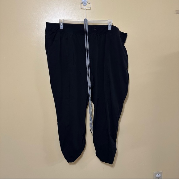 torrid Black Track Joggers with Maroon Top - Picture 6 of 8